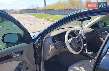 Седан Audi A4 2010 в Сумах