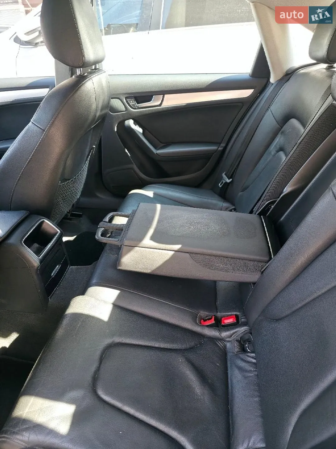 2011 Audi A4 - мініатюра 21