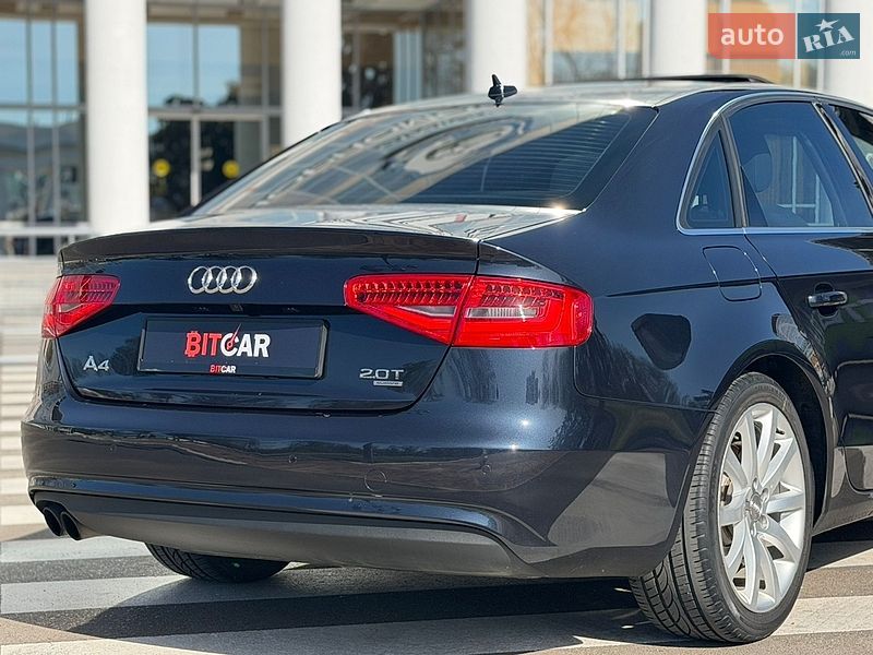Седан Audi A4 2012 в Одесі