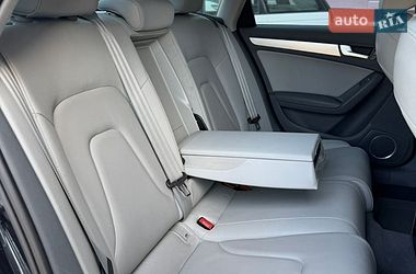 Седан Audi A4 2012 в Одесі