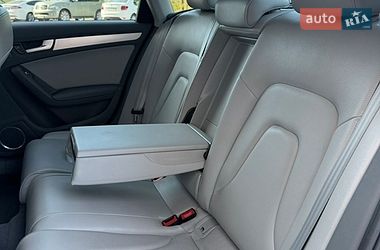 Седан Audi A4 2012 в Одесі