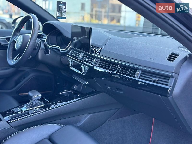 Универсал Audi A4 2022 в Ровно