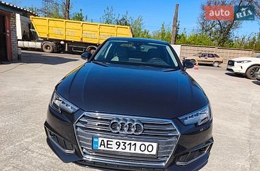 Седан Audi A4 2018 в Кривому Розі