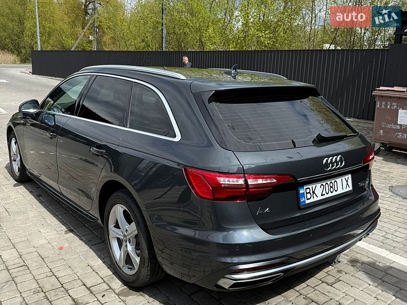 Універсал Audi A4 2020 в Звягелі