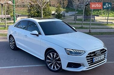 Седан Audi A4 2022 в Житомирі