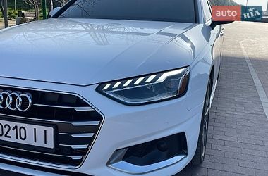 Седан Audi A4 2022 в Житомирі