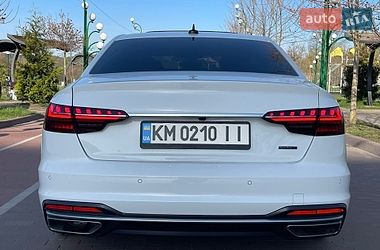 Седан Audi A4 2022 в Житомирі