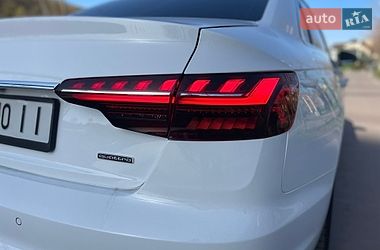 Седан Audi A4 2022 в Житомирі