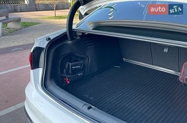 Седан Audi A4 2022 в Житомирі
