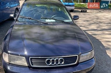 Универсал Audi A4 1997 в Черновцах