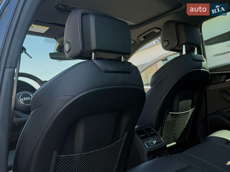 Седан Audi A4 2019 в Киеве