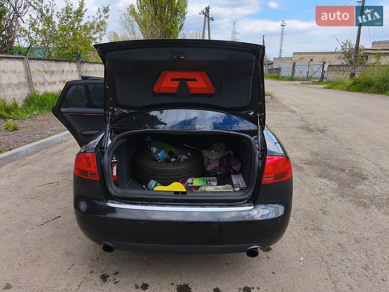 Седан Audi A4 2006 в Кривом Роге