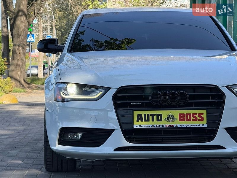 Седан Audi A4 2012 в Миколаєві