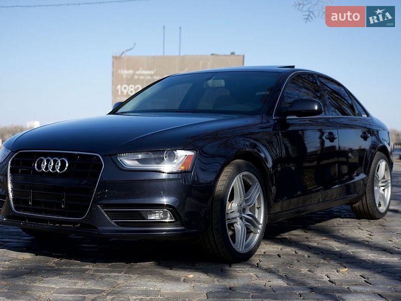 Седан Audi A4 2012 в Києві