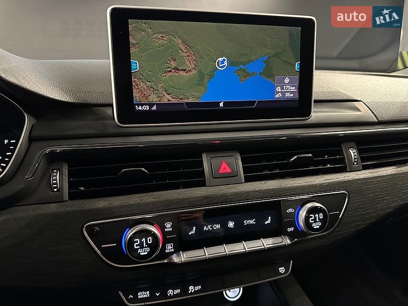 Седан Audi A4 2016 в Одесі