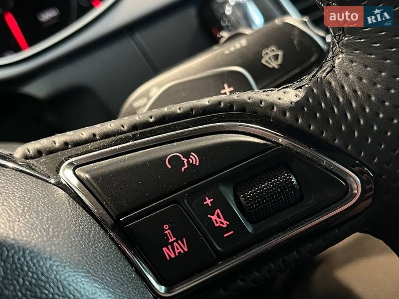 Седан Audi A4 2013 в Одесі