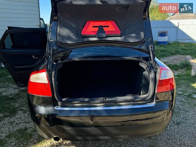 Седан Audi A4 2001 в Яремче