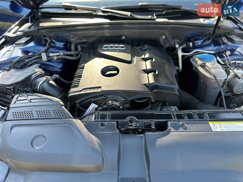 Седан Audi A4 2015 в Киеве