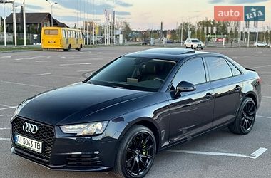 Седан Audi A4 2015 в Киеве