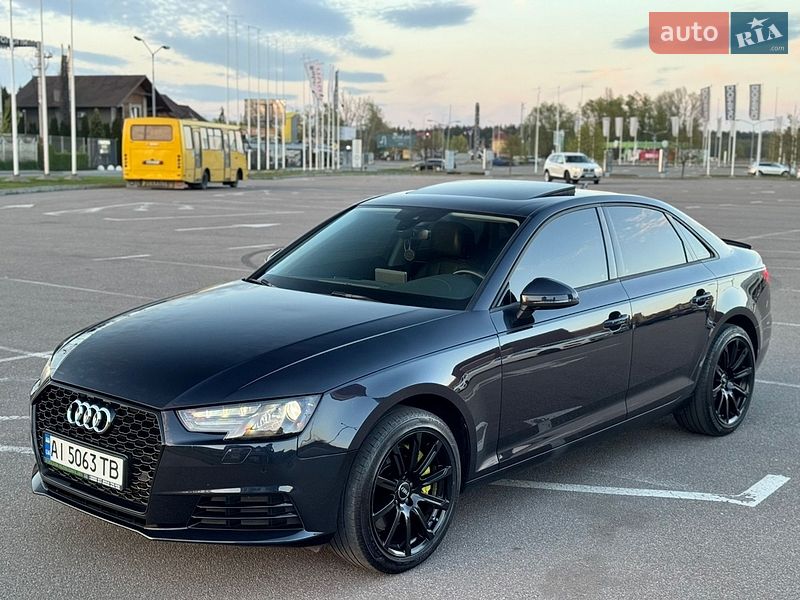 Седан Audi A4 2015 в Киеве