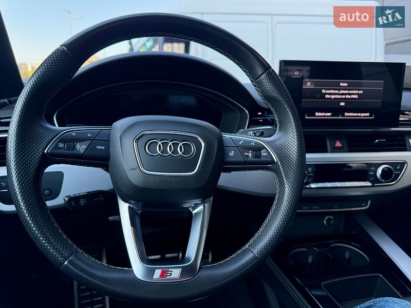 Седан Audi A4 2020 в Киеве