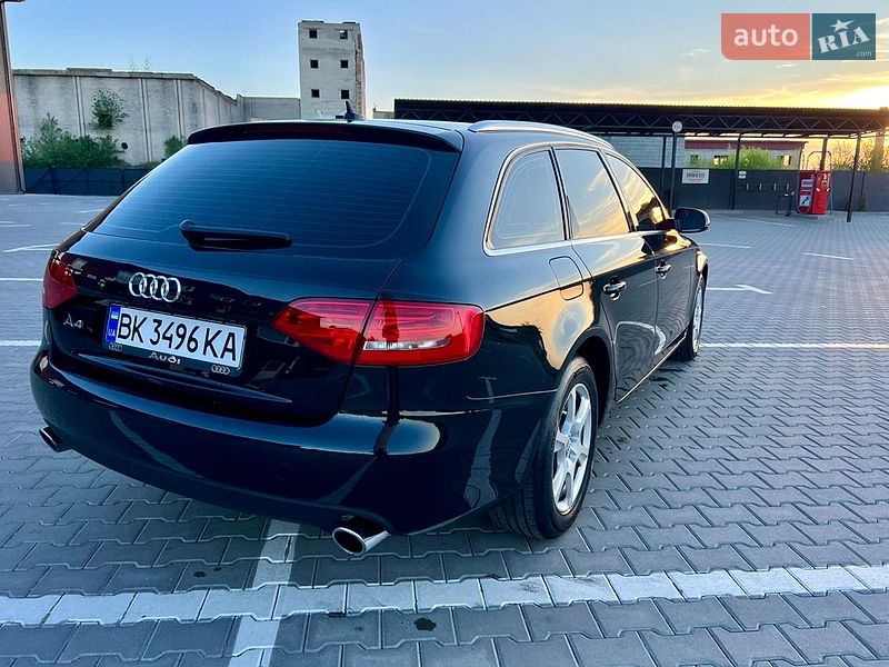Універсал Audi A4 2011 в Дубні