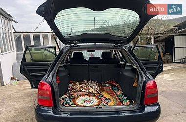 Универсал Audi A4 1996 в Подгайцах