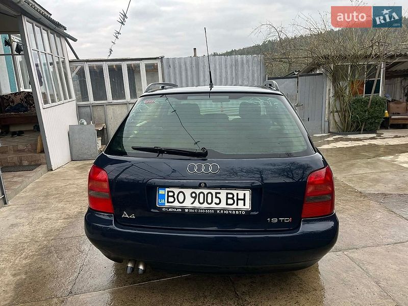 Универсал Audi A4 1996 в Подгайцах