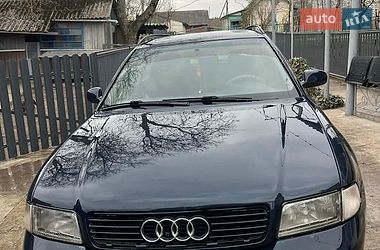 Универсал Audi A4 1996 в Подгайцах