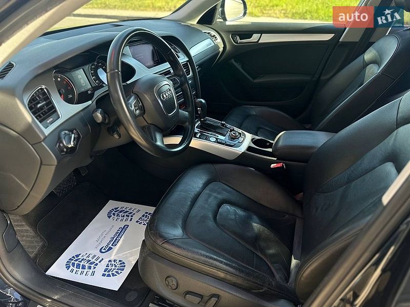 Седан Audi A4 2011 в Києві