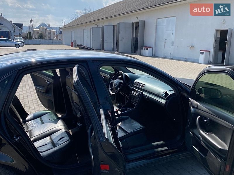 Седан Audi A4 2002 в Черновцах