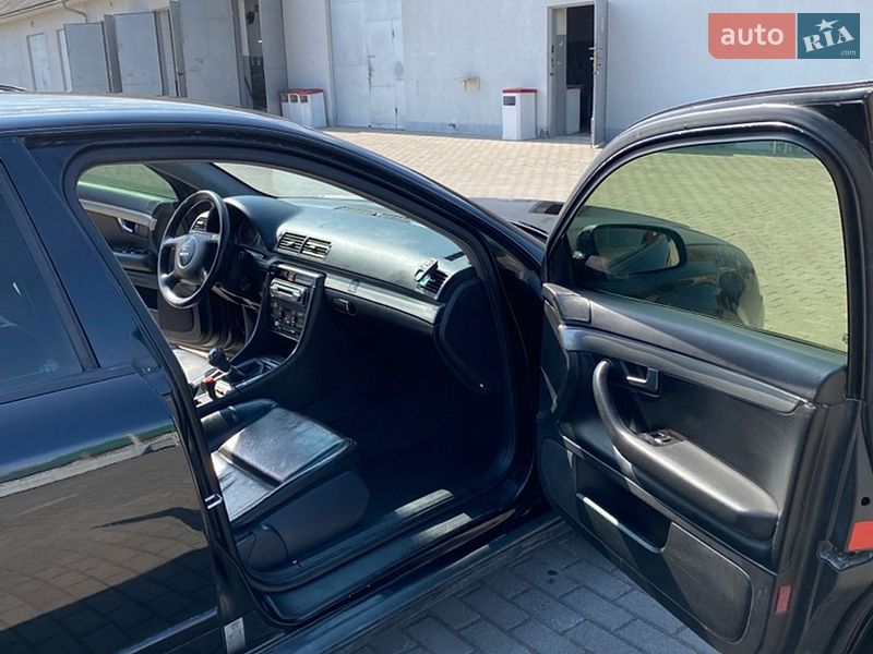 Седан Audi A4 2002 в Черновцах