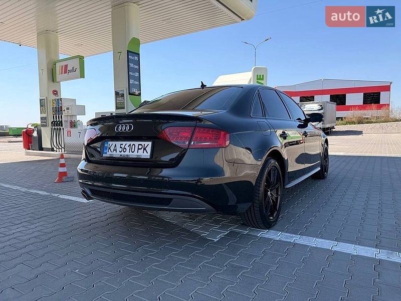Седан Audi A4 2011 в Киеве
