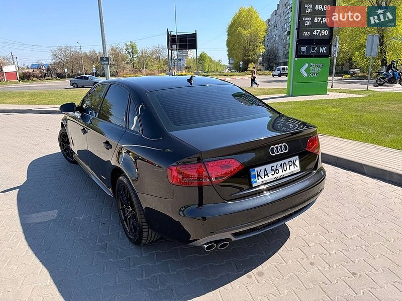 Седан Audi A4 2011 в Киеве