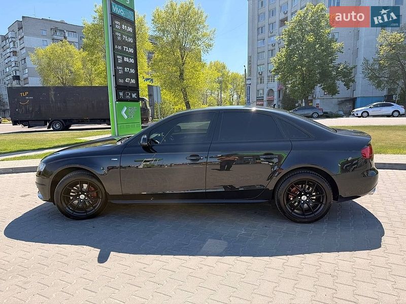 Седан Audi A4 2011 в Киеве