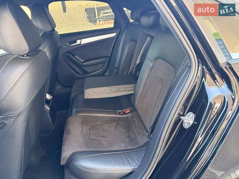 Седан Audi A4 2011 в Киеве