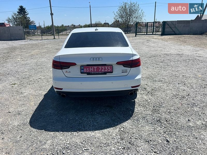 Седан Audi A4 2017 в Здолбунове