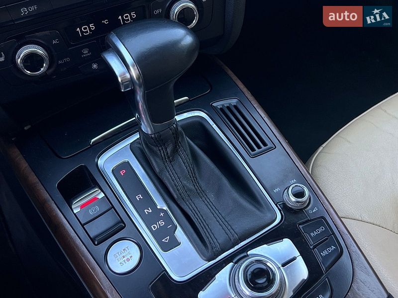 Седан Audi A4 2013 в Ивано-Франковске