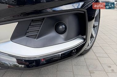 Седан Audi A4 2020 в Львові