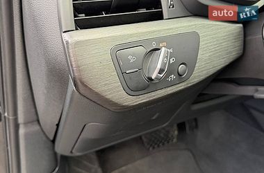 Седан Audi A4 2020 в Львові