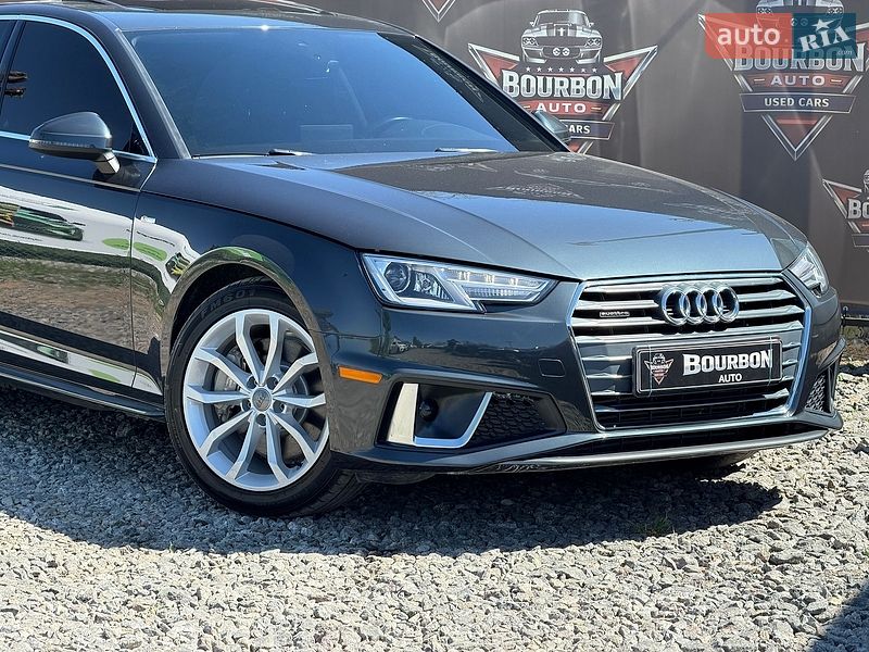 Седан Audi A4 2018 в Виннице