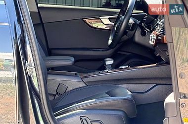 Седан Audi A4 2018 в Виннице