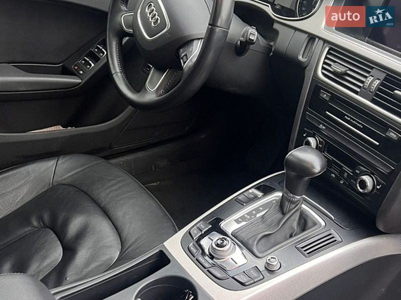 Седан Audi A4 2014 в Киеве