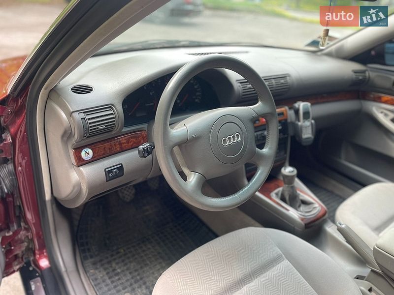 Универсал Audi A4 2000 в Виннице