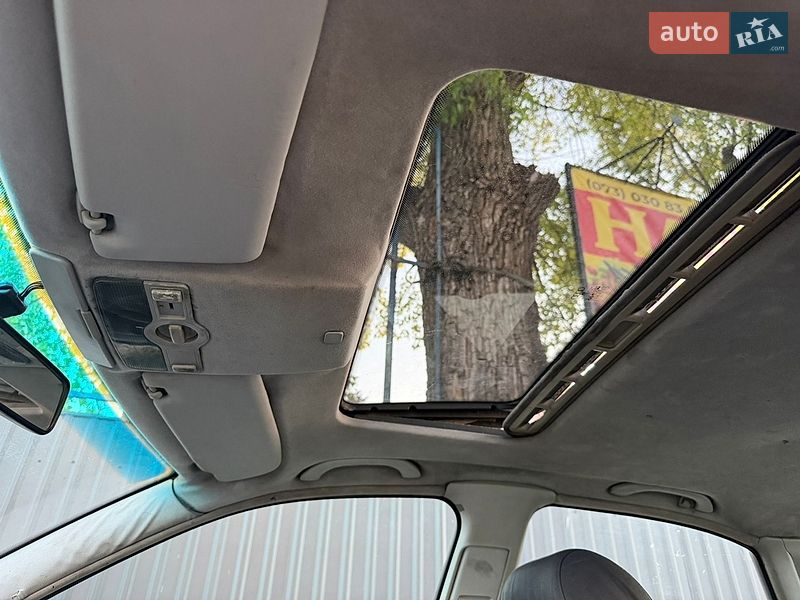 Седан Audi A4 1995 в Чернигове