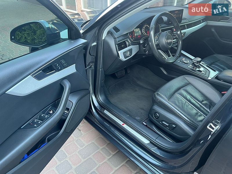 Седан Audi A4 2017 в Киеве