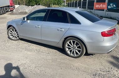 Седан Audi A4 2013 в Львові