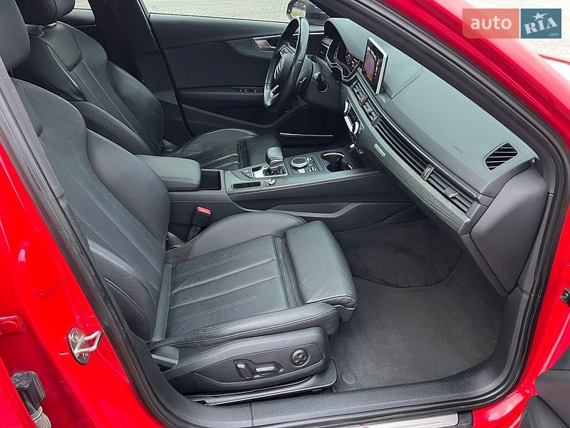 Седан Audi A4 2016 в Одессе