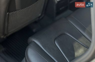 Седан Audi A4 2012 в Львове