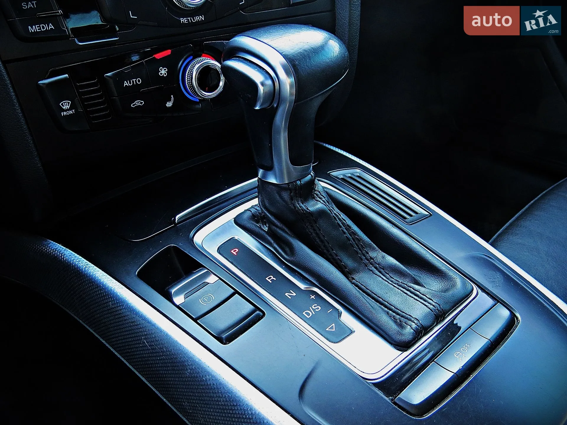 2013 Audi A4 - мініатюра 13